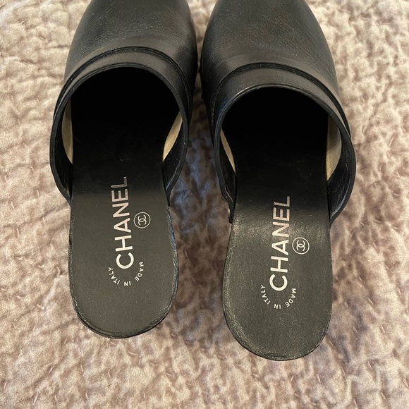 COPY - Chanel black clogs in excellent condition size 39 EU - Picture 2 of 8